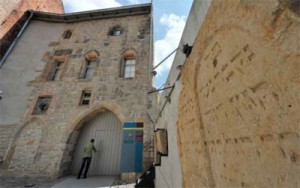 The recently reopend Synagogue in Erfurt: Thuringia's capital was one of the few German towns where the Rotary Club did not drive out its Jewish members