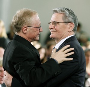 David Grossmann and Joachim Gauck